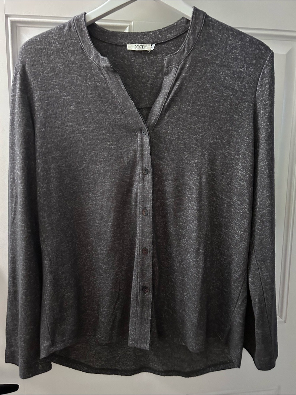NIC+ZOE Charcoal Gray Long-Sleeve Button-Front Top